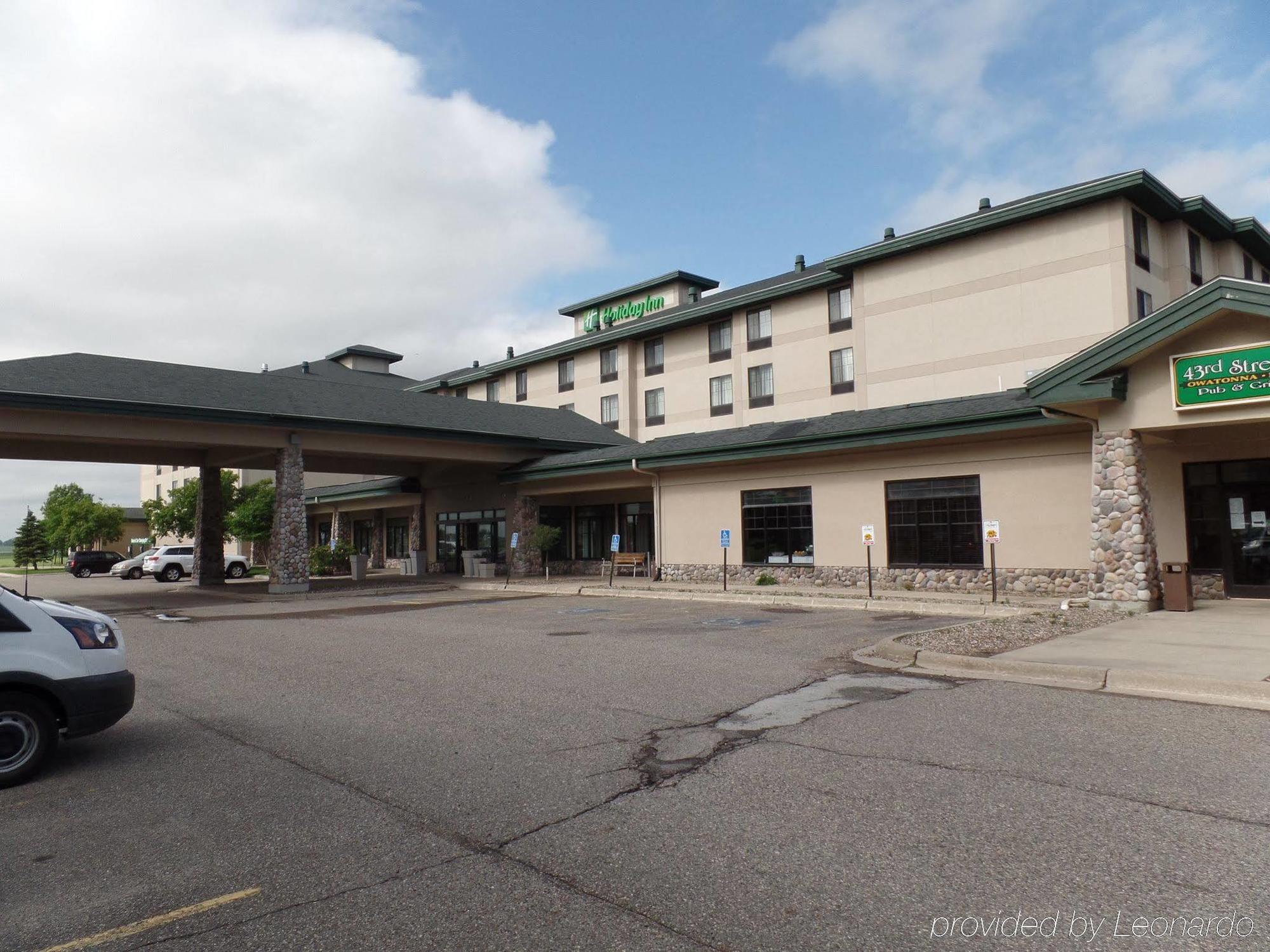Holiday Inn Hotel & Suites Owatonna Екстер'єр фото